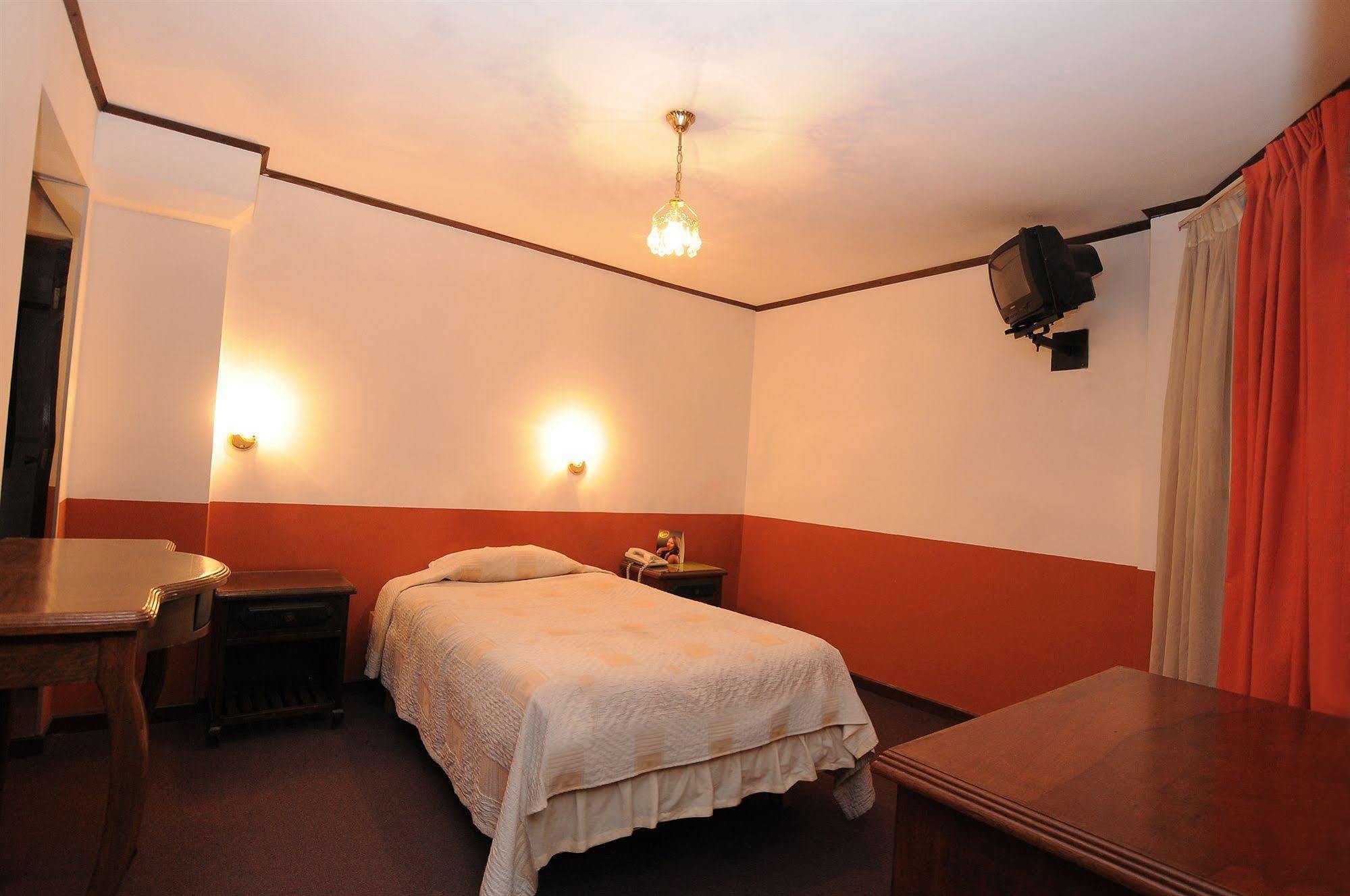 Hostal Recoleta Sur Sucre Exterior photo