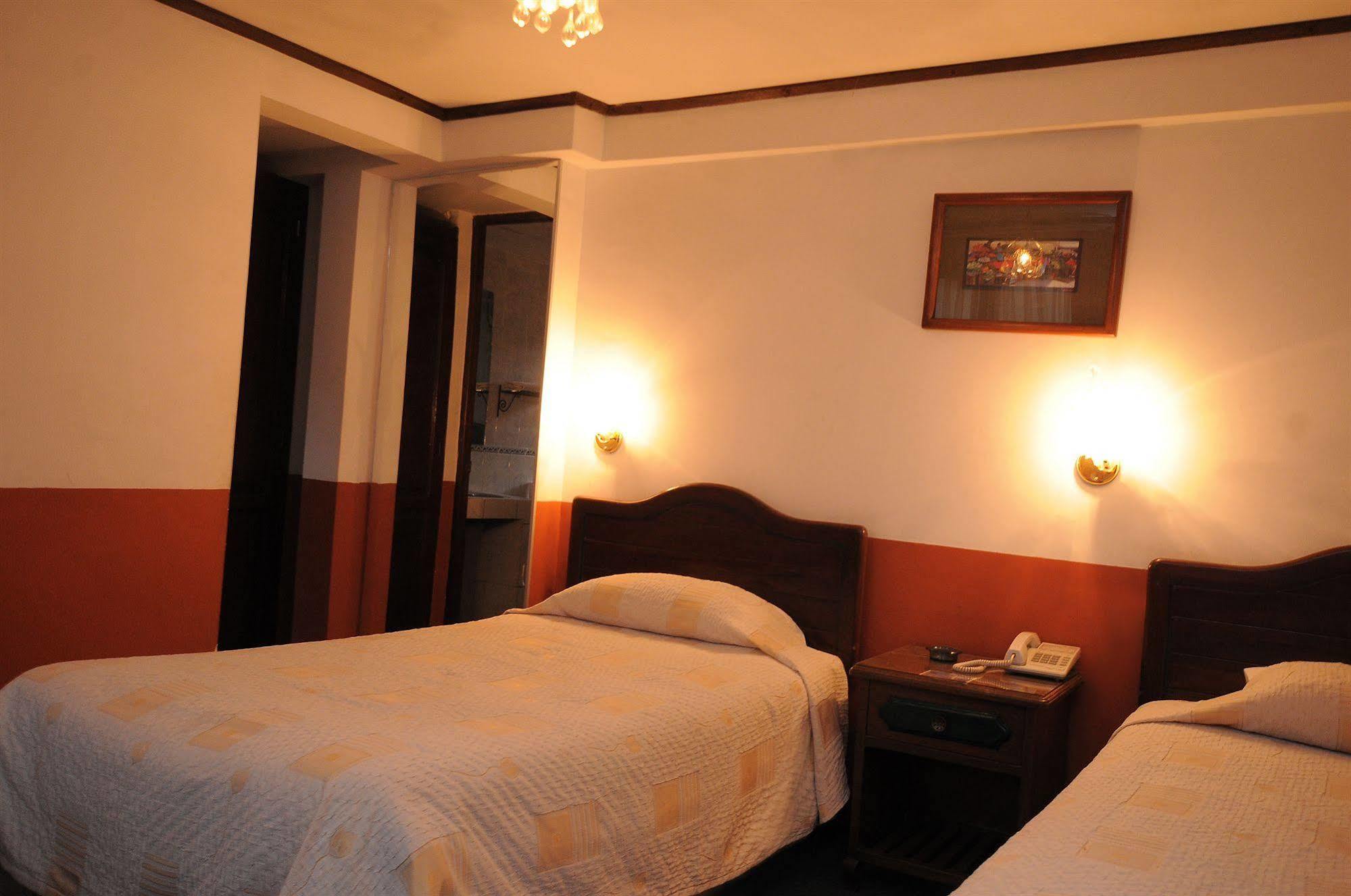 Hostal Recoleta Sur Sucre Exterior photo